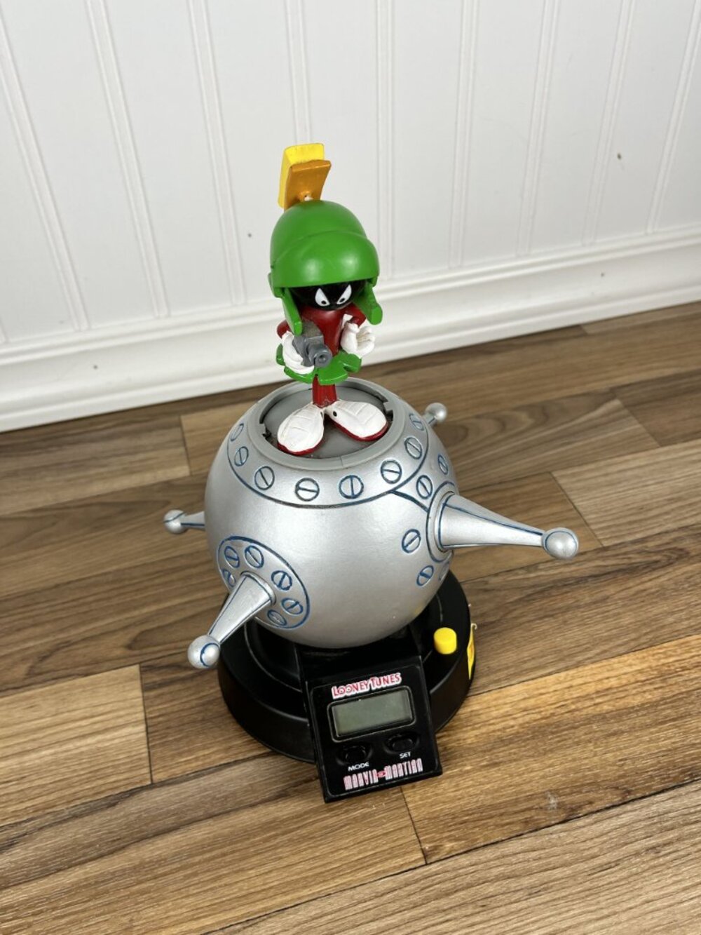 Looney Tunes Pop Up Marvin The Martian Alarm Clock 1993 - Picture 3 of 10